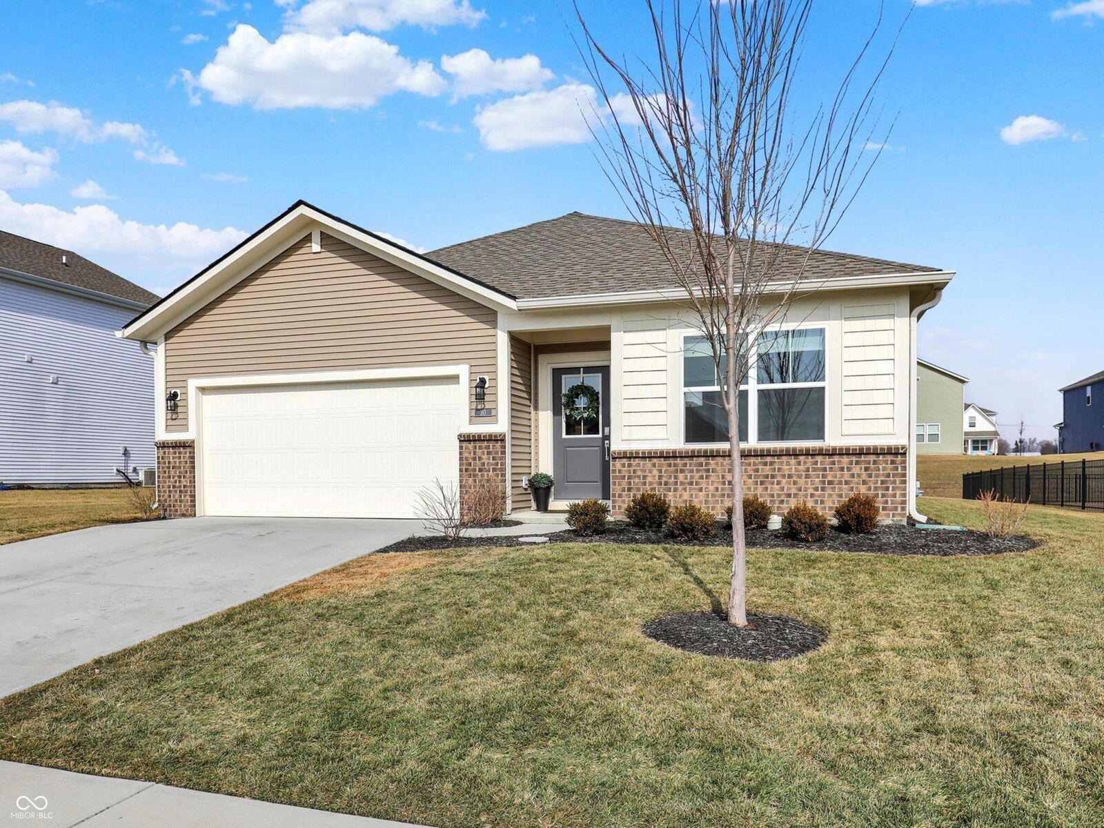 Property Photo:  30 Lively Place  IN 46034 