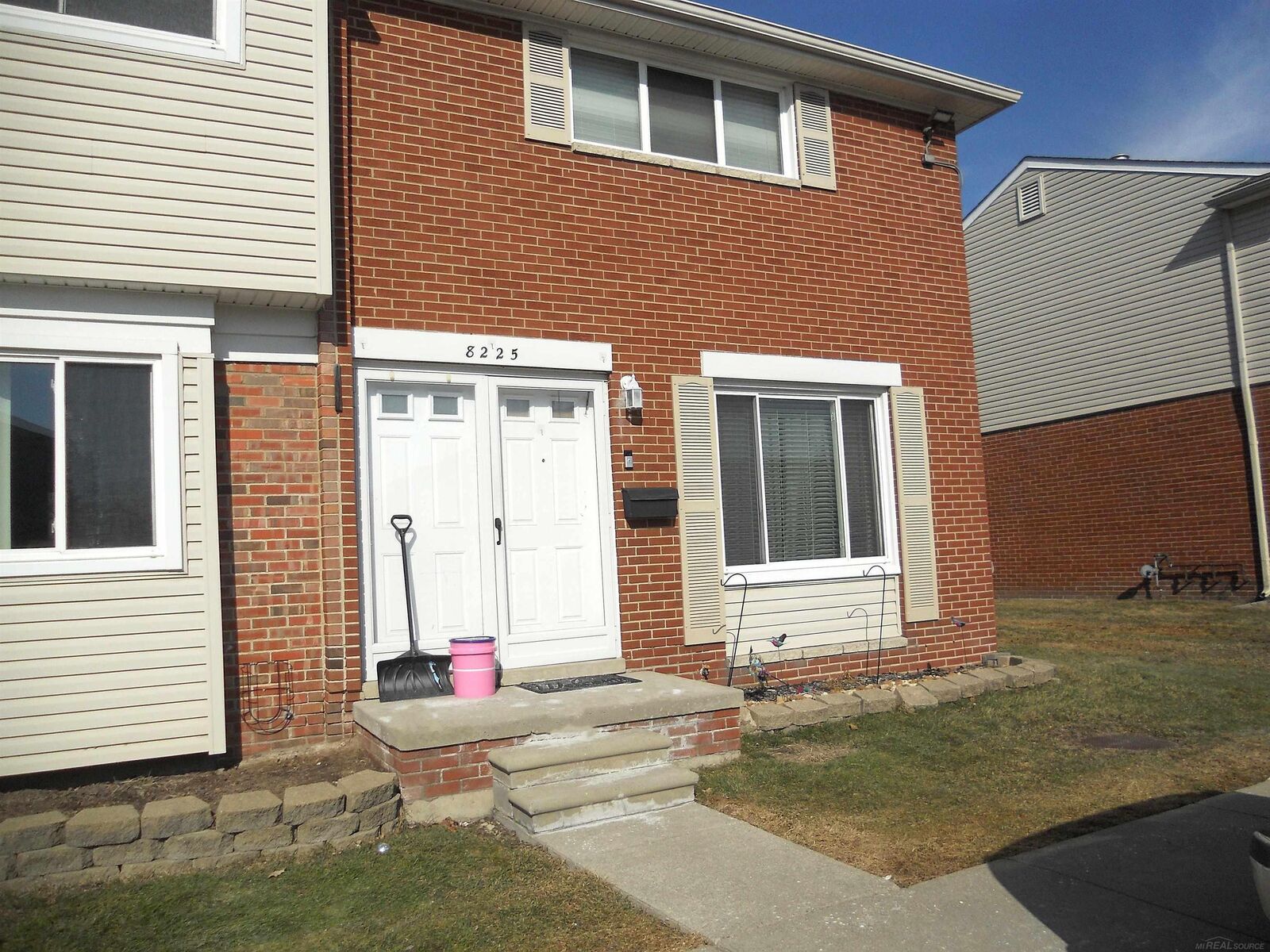 Property Photo:  8225 Dartmouth Avenue  MI 48093 