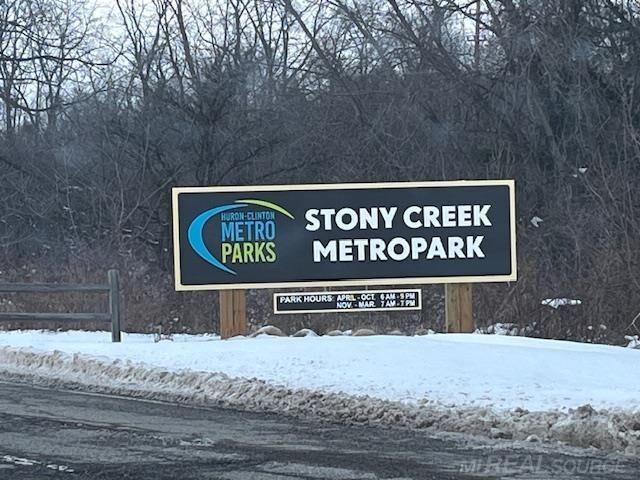 Property Photo: 55302 Boardwalk Lane MI 48316