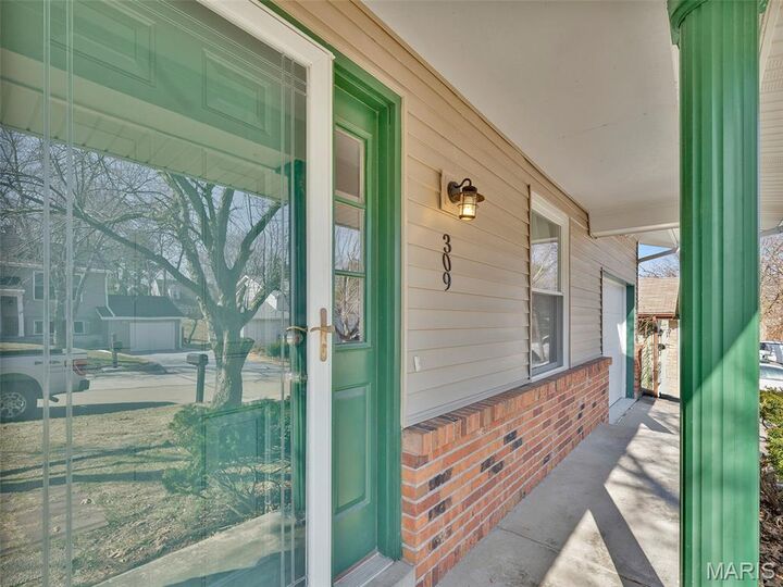 Property Photo:  309 Della Drive  MO 63376 