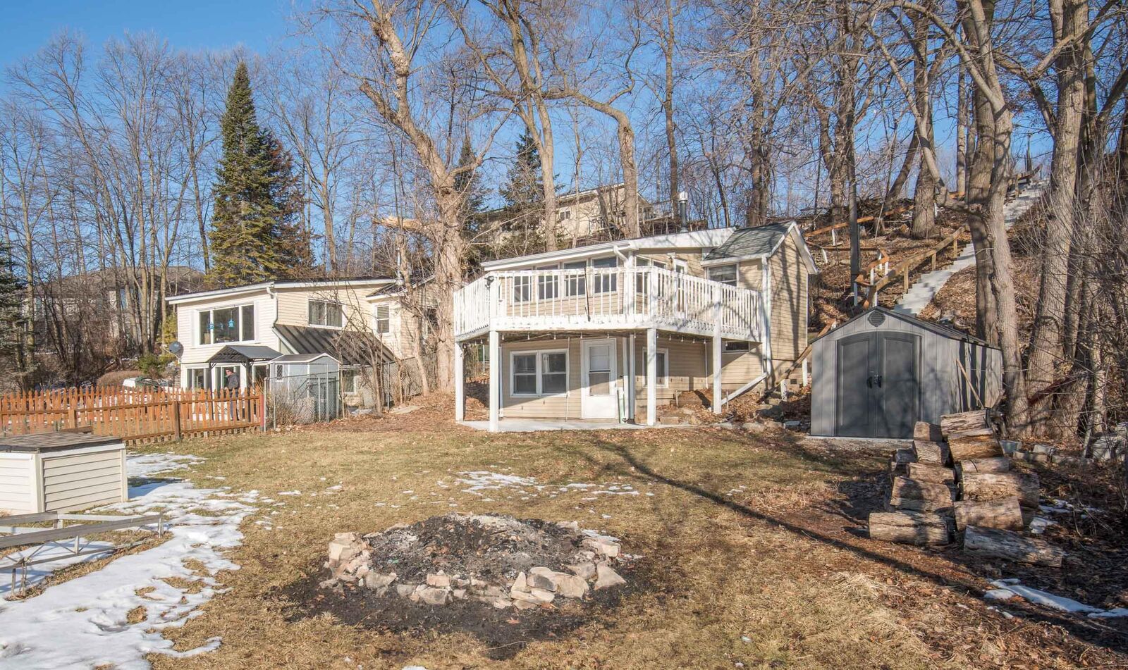 Property Photo: 7174 Pleasant Dr WI 53090