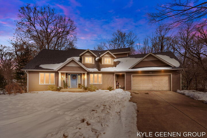Property Photo:  715 Beech Creek Drive  MI 49423 