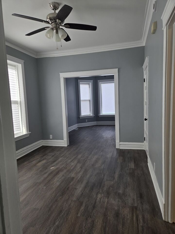 Property Photo: 1452 W 62nd Street 1 IL 60636