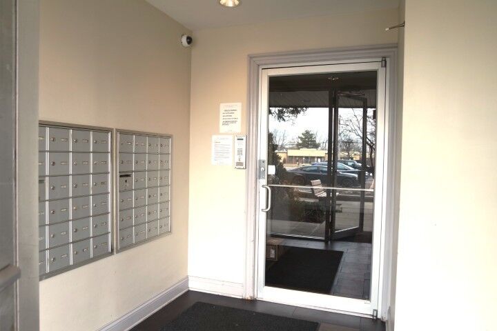 Property Photo:  10353 Dearlove Road 5E  IL 60025 