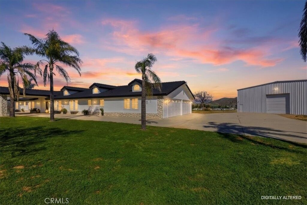 Property Photo:  30100 Maxine  CA 92584 