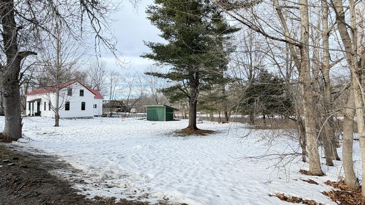 Property Photo:  42 Howard Street  ME 04468 