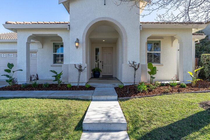 Property Photo:  2123 Sander Street  CA 95776 