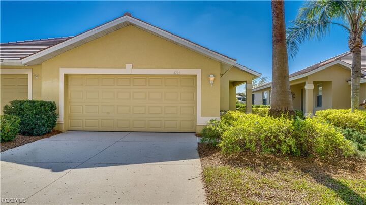 Property Photo:  4725 Fairloop Run  FL 33973 