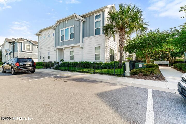 Property Photo:  11454 White Cap Court  FL 32256 