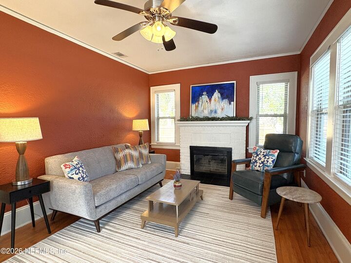 Property Photo:  3233 Mayflower Street  FL 32205 