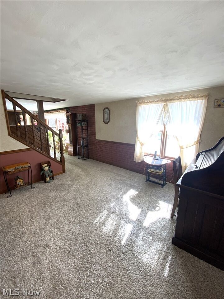 Property Photo:  400 Lyons Avenue  OH 44413 