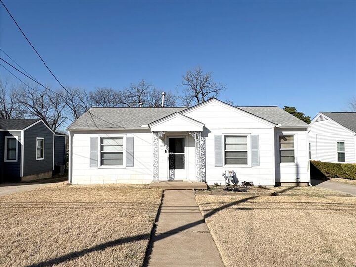 Property Photo:  3619 Falls Drive  TX 75211 