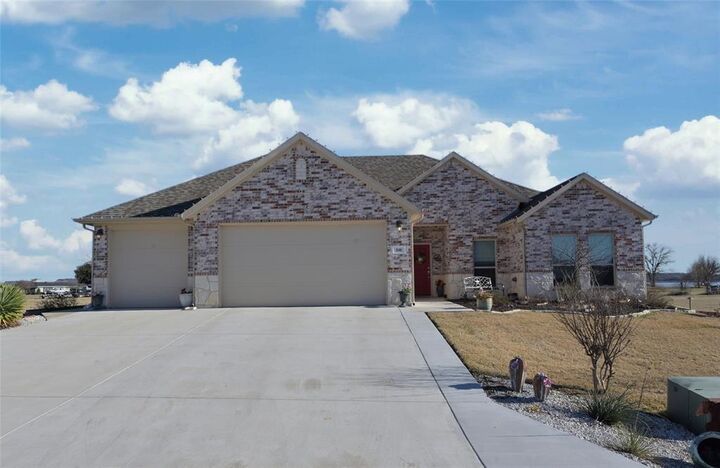 Property Photo:  540 Islet Drive  TX 76426 