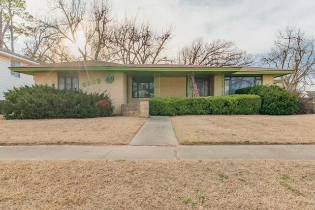Property Photo: 4509 N Redmond Avenue OK 73008
