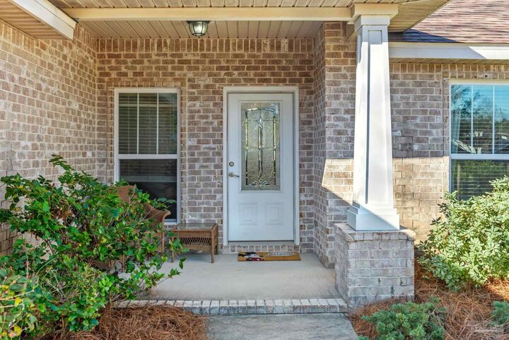 Property Photo:  8310 Verano St  FL 32566 