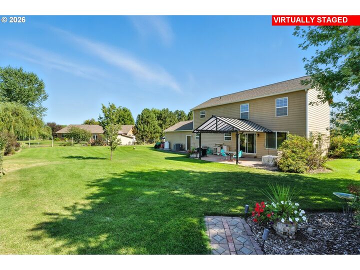 Property Photo: 49 Sierra Ln WA 99360