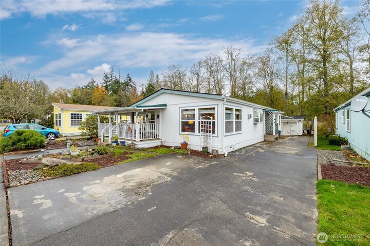 Property Photo:  2414  Vista Lane  WA 98221 