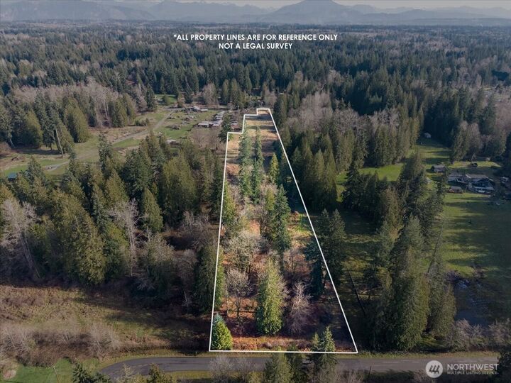 Property Photo: 11212 87th Avenue NE WA 98271