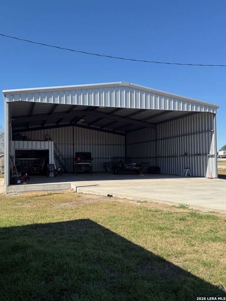 Property Photo:  226 County Road 300  TX 78118 