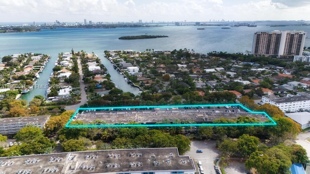 Property Photo:  1800 Sans Souci Blvd 106  FL 33181 