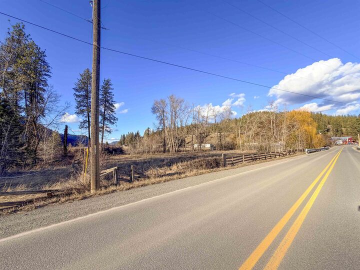 Property Photo: 32X Aladdin Rd WA 99114