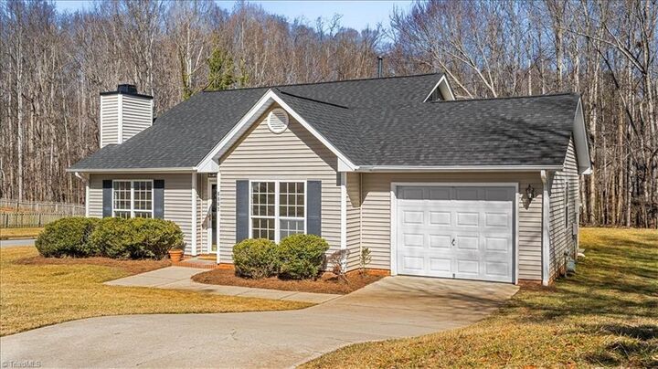 Property Photo: 6867 Ironwood Circle NC 27410