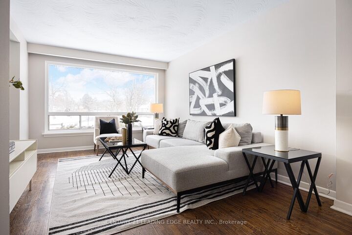 Photo de la propriété:  79 Tivoli Court  ON M1E 2A6 