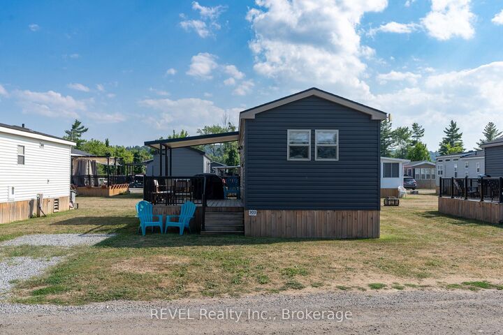 Property Photo: 1501 Line 8 Road 303 ON L0S 1L0