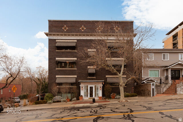 Property Photo:  125 E 1st Ave 106  UT 84103 