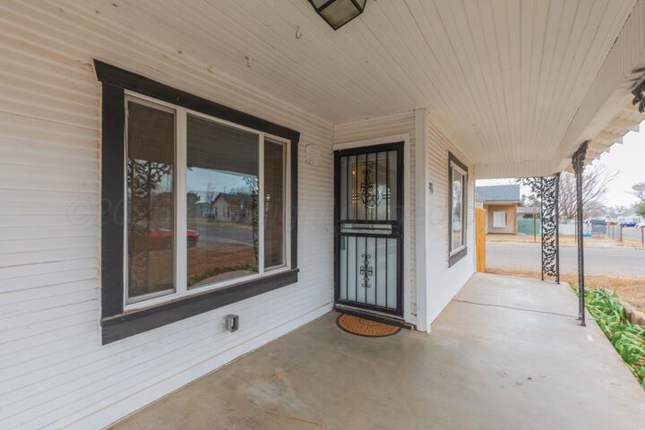 Property Photo:  91 N Alabama Street  TX 79106-8037 