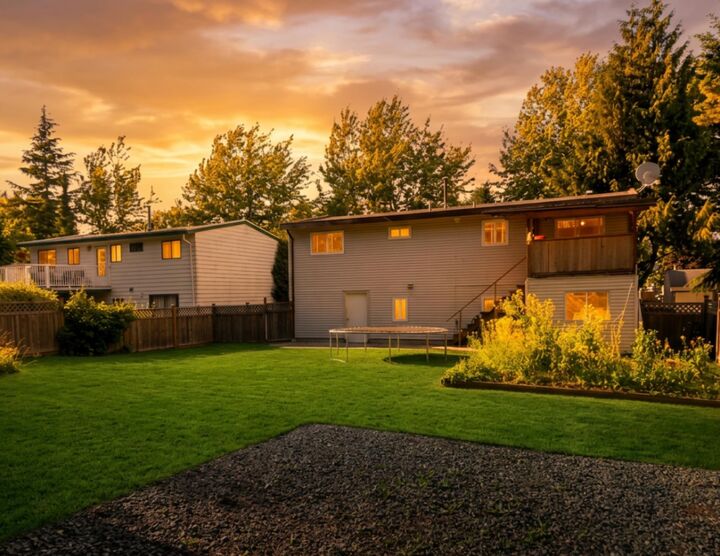Property Photo: 17348 62A Avenue BC V3S 5J1