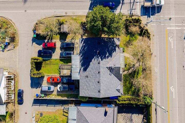 Property Photo:  8414 156 Street 8412-  BC V3S 3R9 