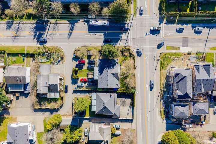 Photo de la propriété:  8414 156 Street 8412-  BC V3S 3R9 