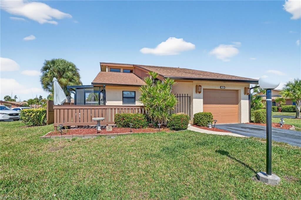 Property Photo:  17342 Birchwood Ln  FL 33908 