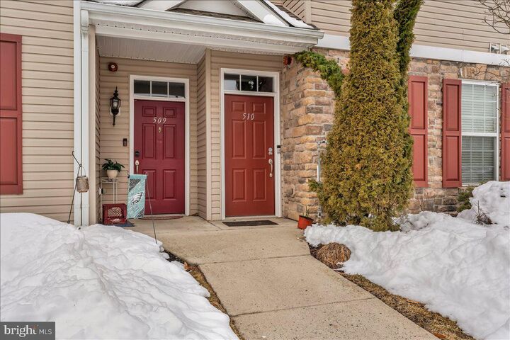 Property Photo: 510 Degas Court NJ 08094