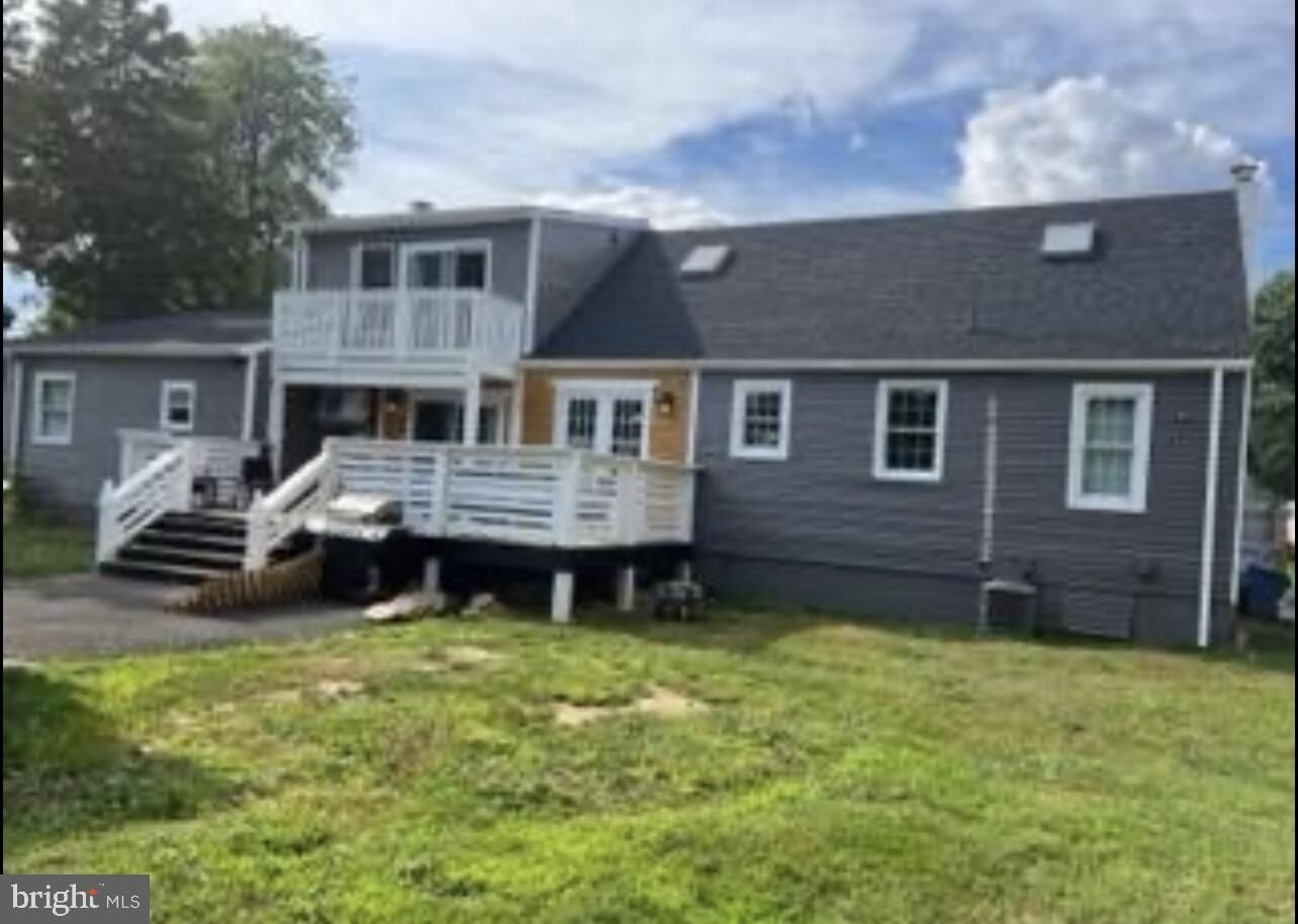 Property Photo: 1039 Clinton Avenue PA 19020