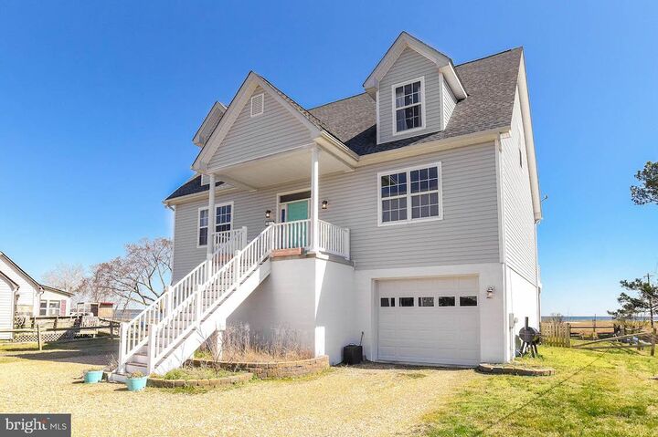 Property Photo: 16386 Ball Point Road MD 20674