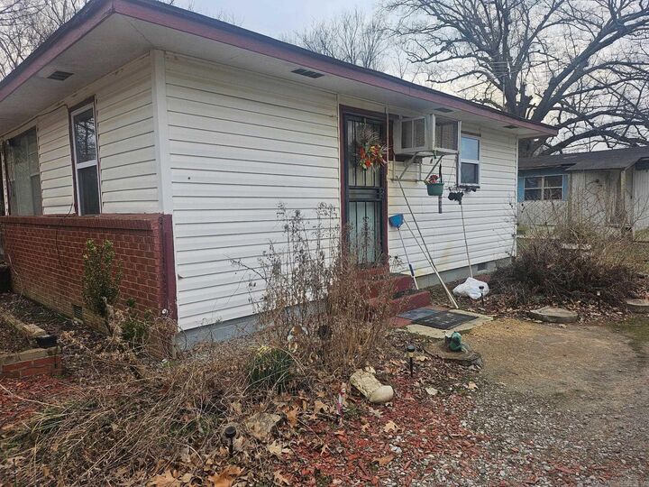 Property Photo: 6317 Phillips Rd 350 AR 72374