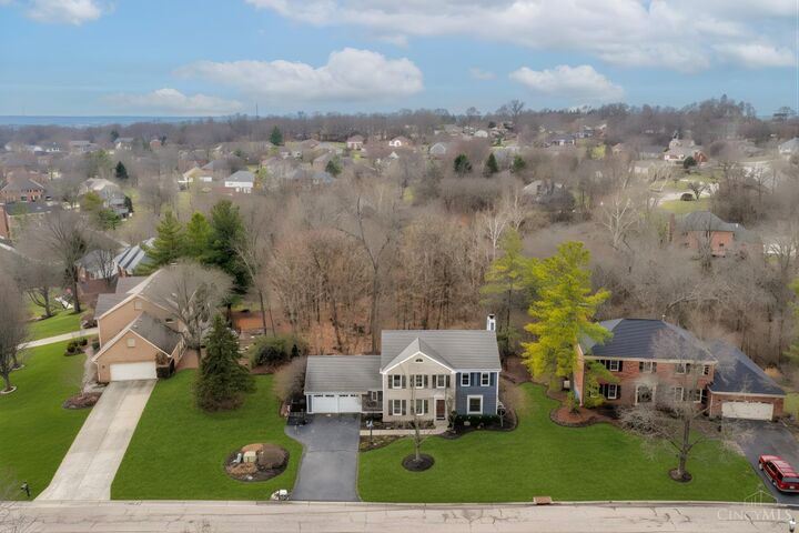 Property Photo: 9933 Hampstead Court OH 45241