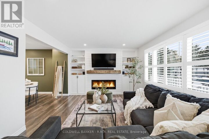 Property Photo:  425 Bay Street  ON L9L 1M7 