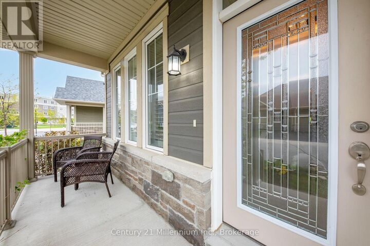 Photo de la propriété:  74 Kari Crescent  ON L9Y 0Z7 