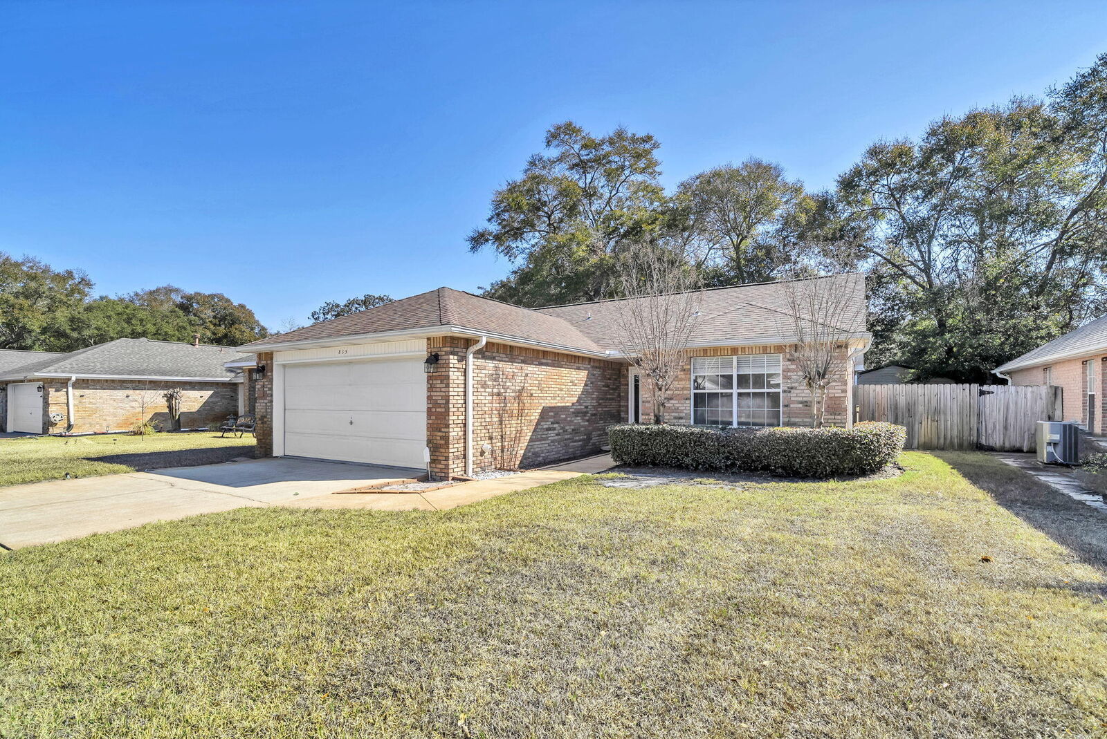 Property Photo:  835 Whitrock Lane  FL 32547 