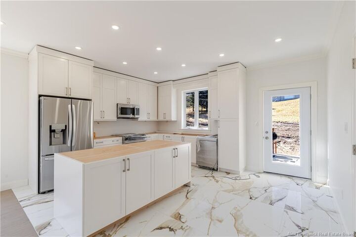 Property Photo:  16 Mayflower Street  NB E3C 1L5 