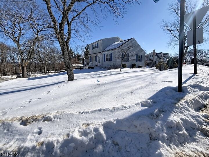 Property Photo:  14 Ridgeview Rd  NJ 07860 