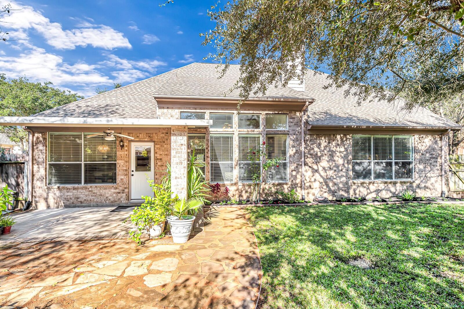 Property Photo:  23207 Willow Pond Place  TX 77494 