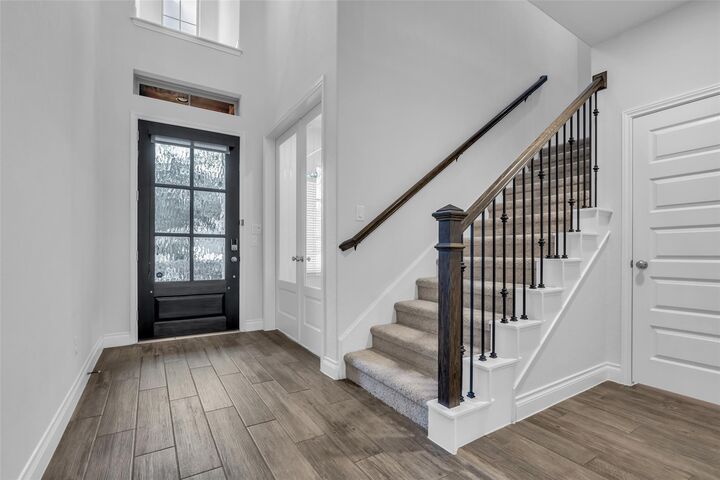 Property Photo:  138 S Carson Cub Court  TX 77316 