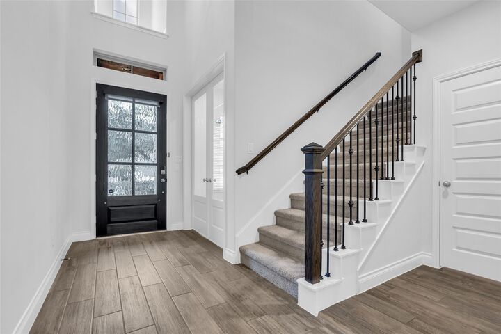 Property Photo: 138 S Carson Cub Court TX 77316