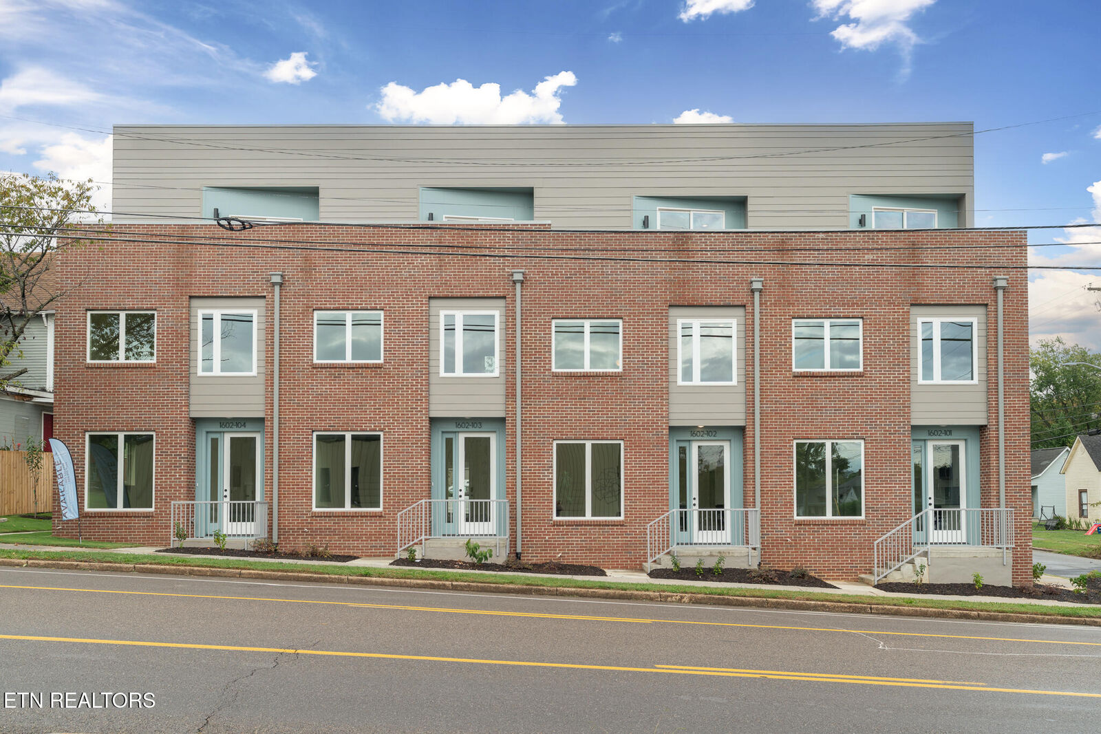 Property Photo:  1602 N Central St 102  TN 37917 