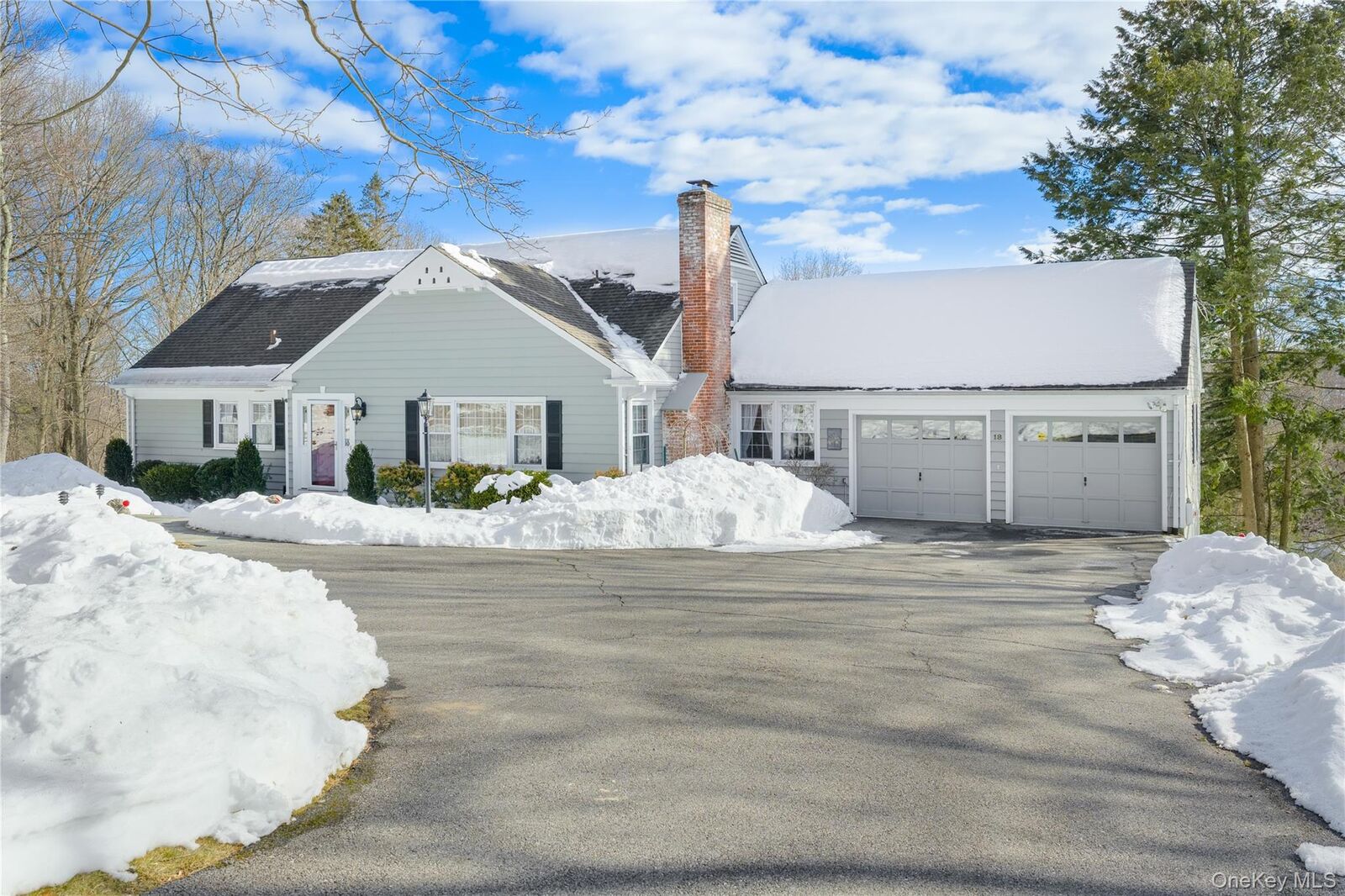 Property Photo:  18 Hayrake Lane  NY 10514 
