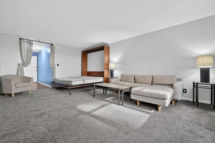 Property Photo:  25 Franklin Avenue 2K  NY 10601 
